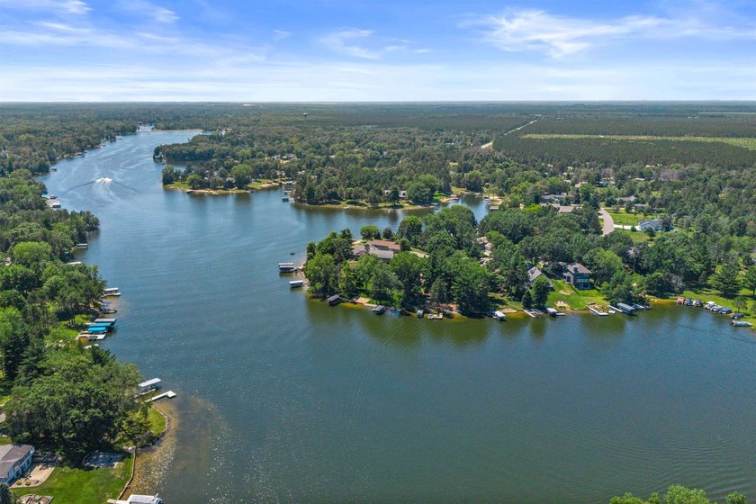 Whether you're searching for a year-round home or the perfect - photo 10