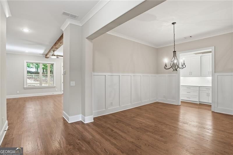 Welcome to this beautifully designed luxury townhome located in - photo 5
