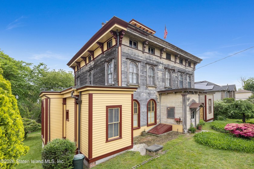 Welcome to one of New York City's most extraordinary landmarked - photo 6