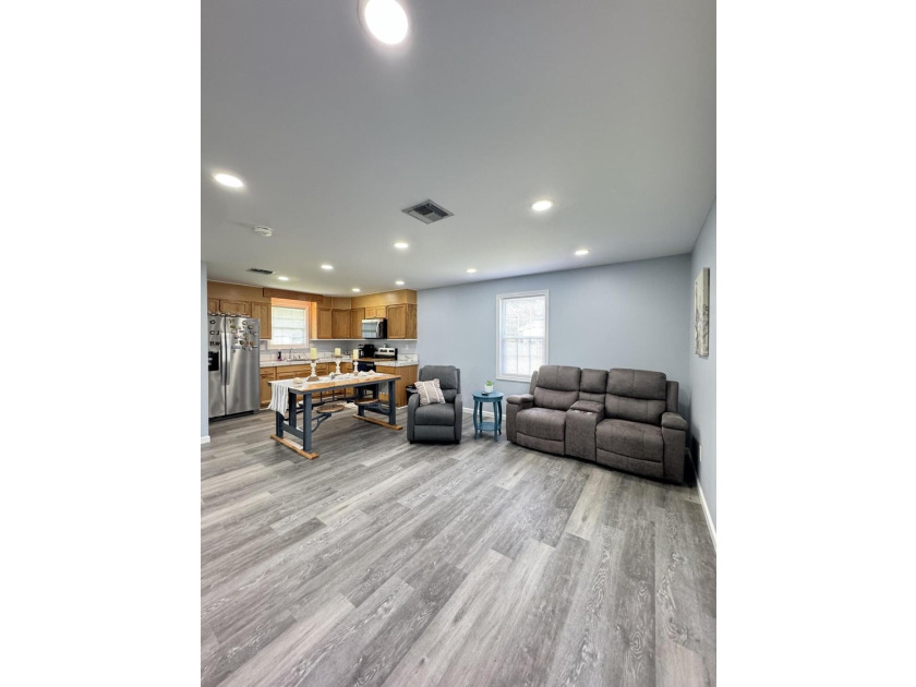 Experience lakefront living at its best with this beautifully - photo 8