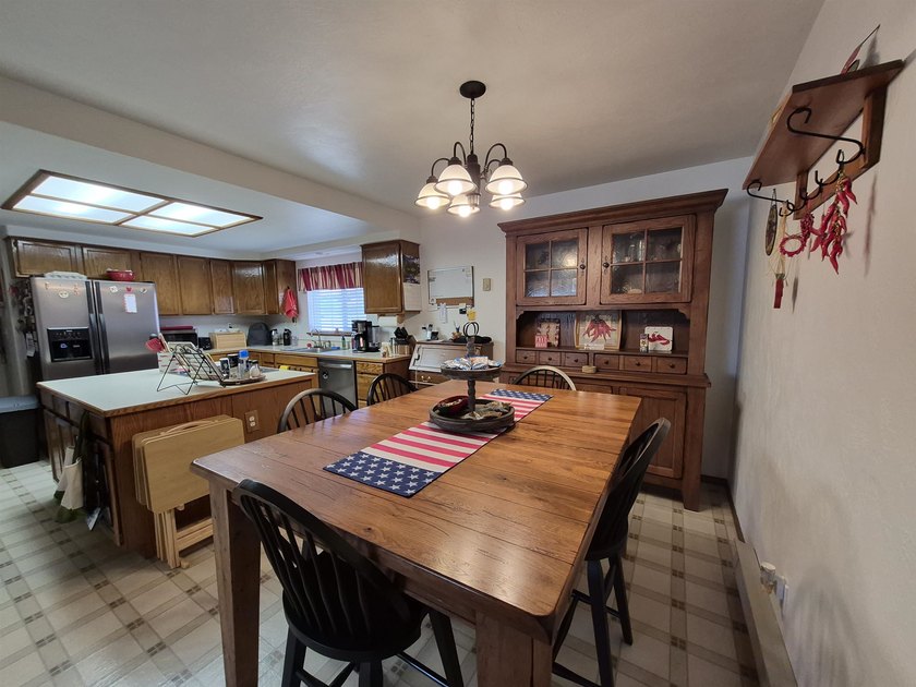 Beautifully Maintained Home Near the Ocean &amp; Redwood National - photo 22