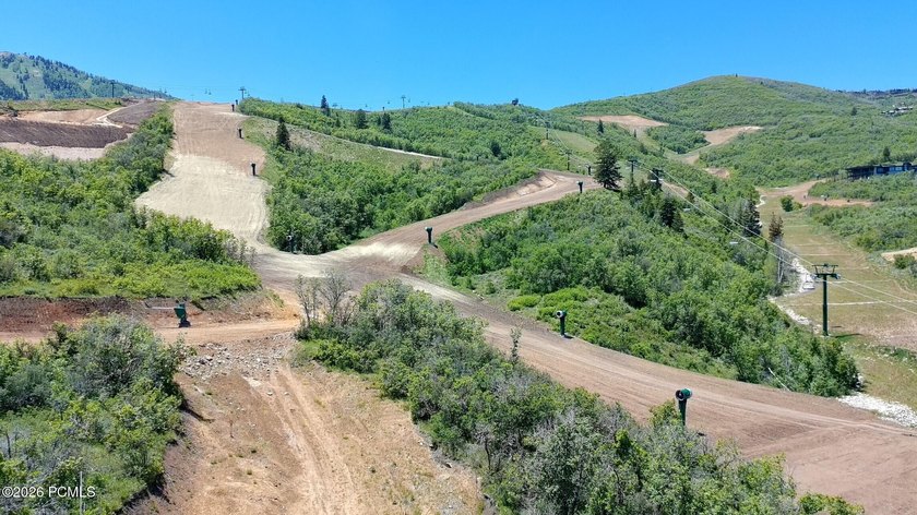 Rare ski-in/ski-out homesite at Marcella Mountain. Bordering two - photo 8