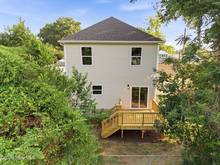 Built by Northway Homes, this move-in-ready, brand-new - photo 31