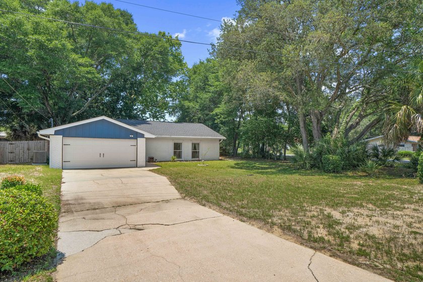 *Eligible for a VA assumption with a 5.25% rate* Move-in ready - photo 2