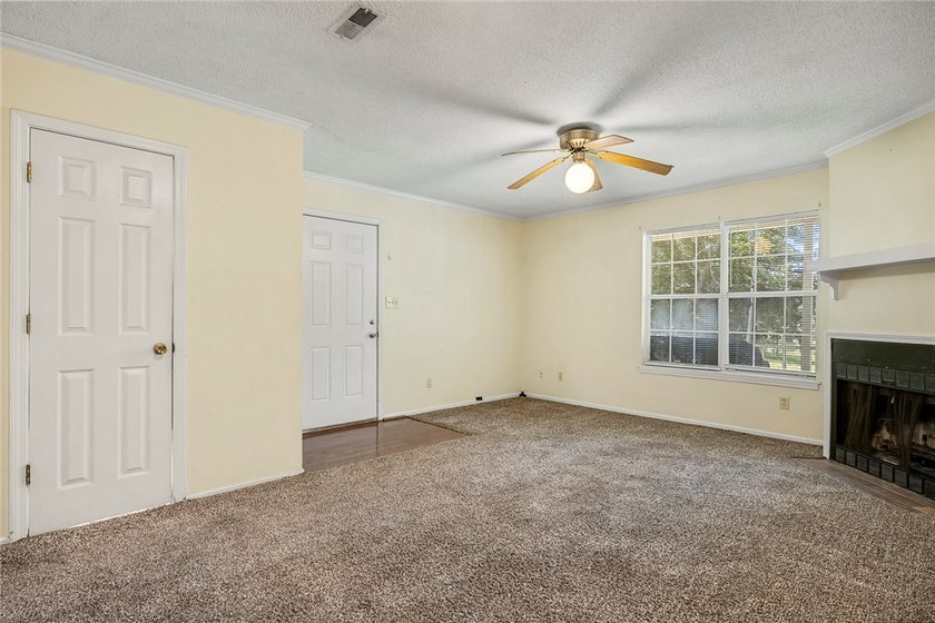 Opportunity starts here. This two-bedroom, one-and-a-half-bath - photo 10