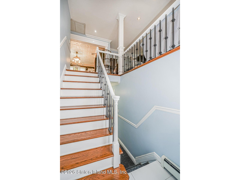 Welcome to 43 Valdemar Avenue, located in the highly - photo 6