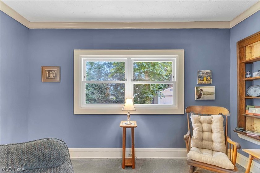 Welcome home to this charming 4-bedroom, 2 full bath Colonial - photo 11