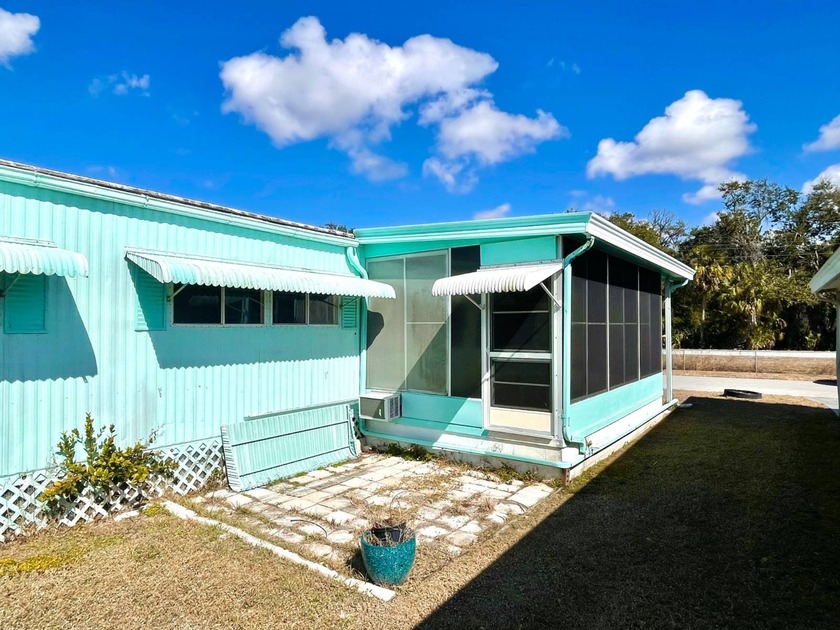PRICED RIGHT &amp; MOVE-IN READY!! Welcome to this charming 2BD/2BA - photo 13