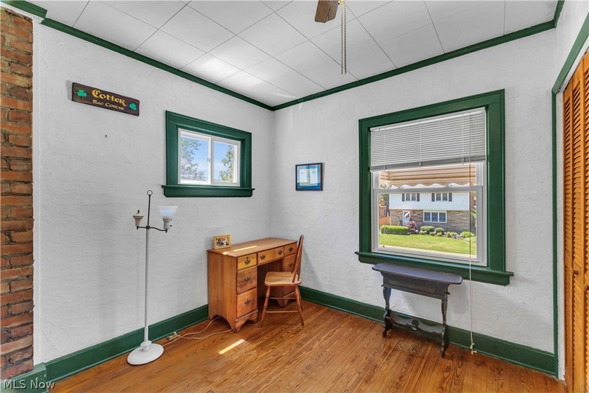 Welcome home to this charming 4-bedroom, 2 full bath Colonial - photo 19