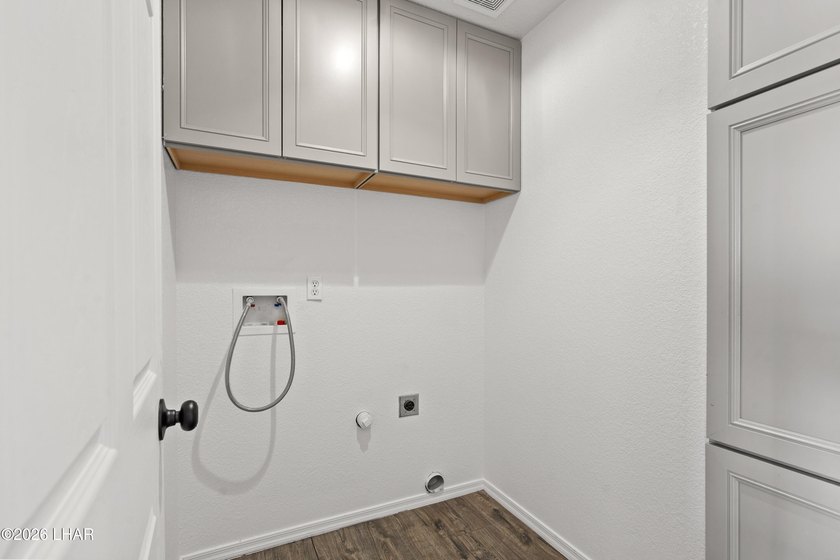 Welcome to 3665 Stanford Ct, a move in ready home with fresh - photo 26