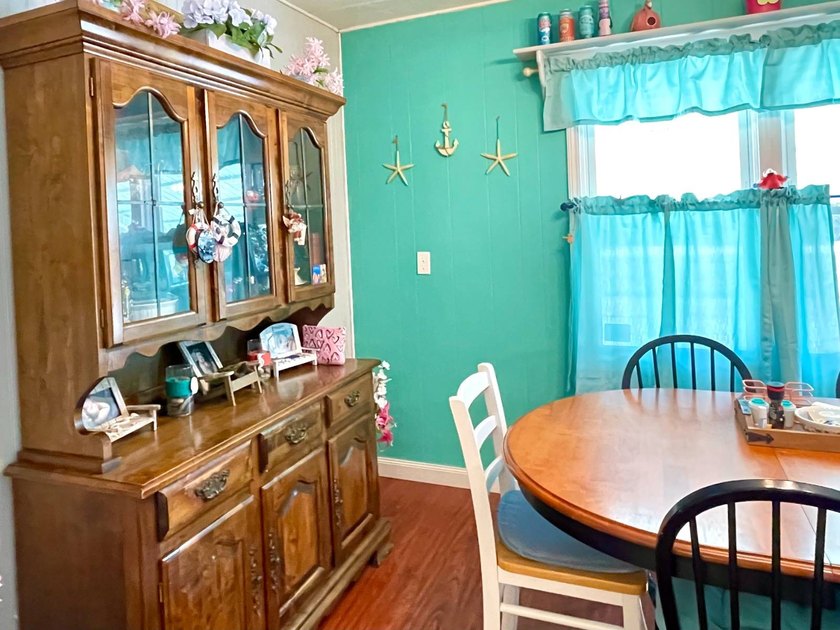PRICED RIGHT &amp; MOVE-IN READY!! Welcome to this charming 2BD/2BA - photo 28