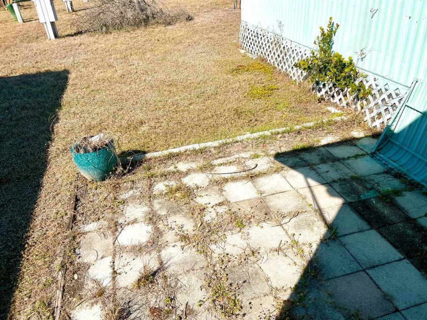 PRICED RIGHT &amp; MOVE-IN READY!! Welcome to this charming 2BD/2BA - photo 48
