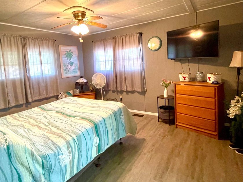 PRICED RIGHT &amp; MOVE-IN READY!! Welcome to this charming 2BD/2BA - photo 58