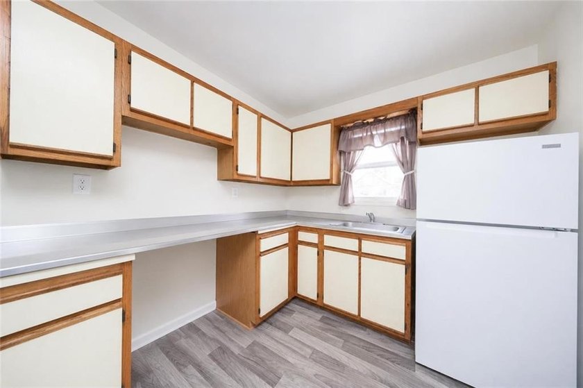 Welcome to 155 Keiber Court, Staten Island, NY 10314-a detached - photo 10