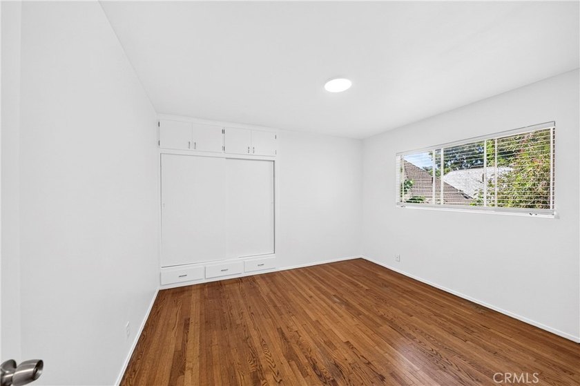 Welcome to 728 Cedar Ave #10, the only unit currently available - photo 18