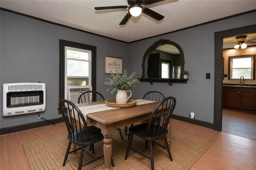 ***AFFORDABLE MINI-FARM LIVING*** The garden. The chickens - photo 8