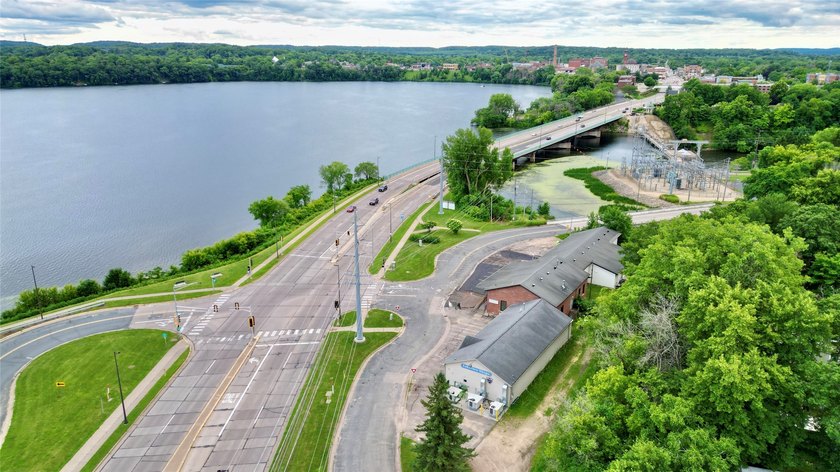 Exceptional investment opportunity in the heart of Menomonie! - photo 10
