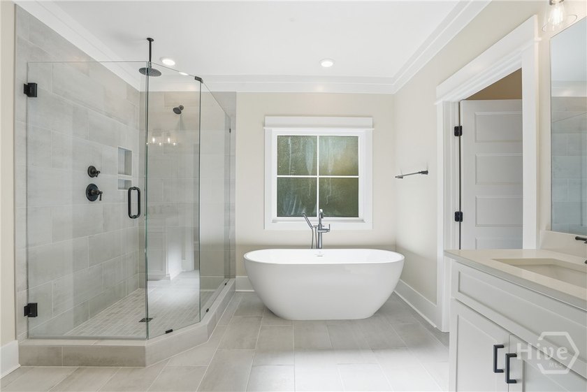 Another custom built home by Lewis-Bashlor Construction with - photo 38