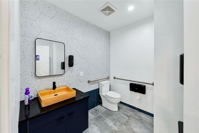 Introducing the breath taking luxury commercial condo for sale - photo 9