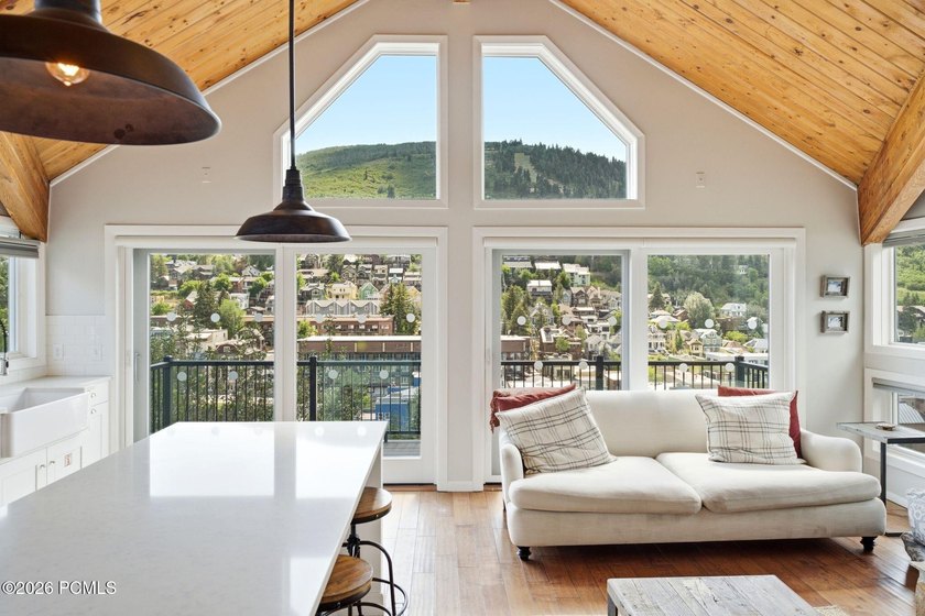 Experience the best of Old Town Park City from this beautifully - photo 5