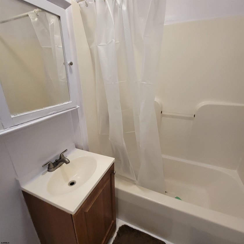 Excellent opportunity to own a legal Atlantic City duplex - photo 7
