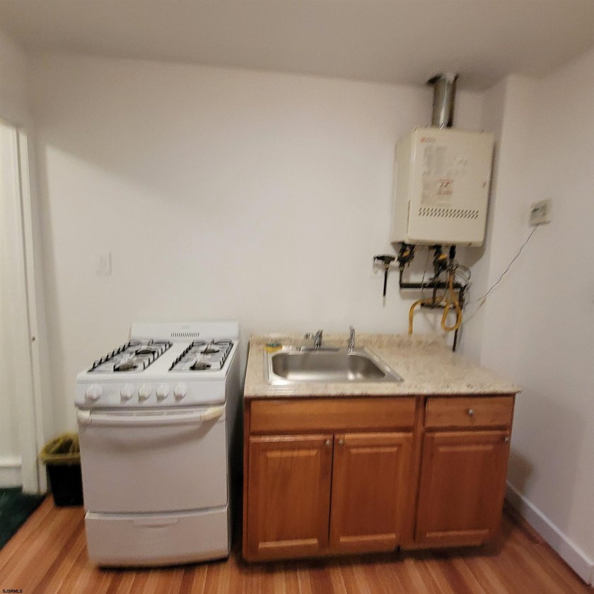 Excellent opportunity to own a legal Atlantic City duplex - photo 10
