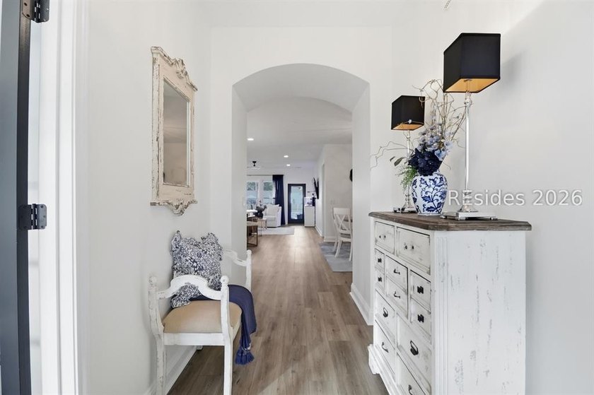 Modern Lowcountry living meets effortless single-story comfort - photo 4
