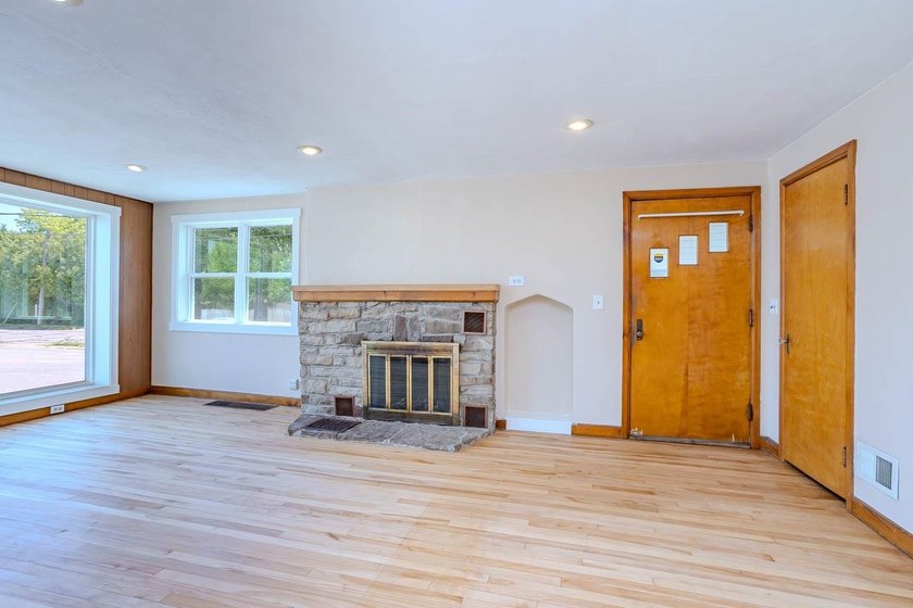 Whether you're looking for a primary residence, investment - photo 10
