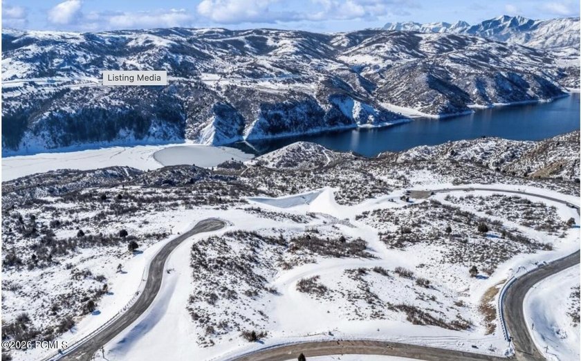 Premier 1.37 acre homesite in the coveted Cougar Moon - photo 2