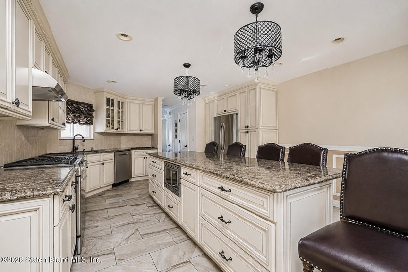 Welcome to this gorgeous semi-attached home in the heart of - photo 10