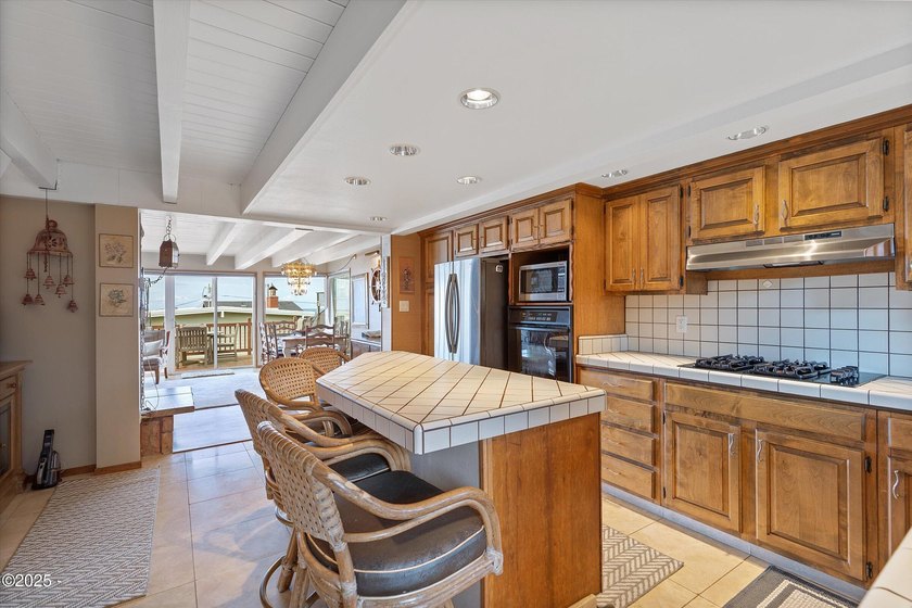Price greatly reduced. Seller is motivated to sell this - photo 6