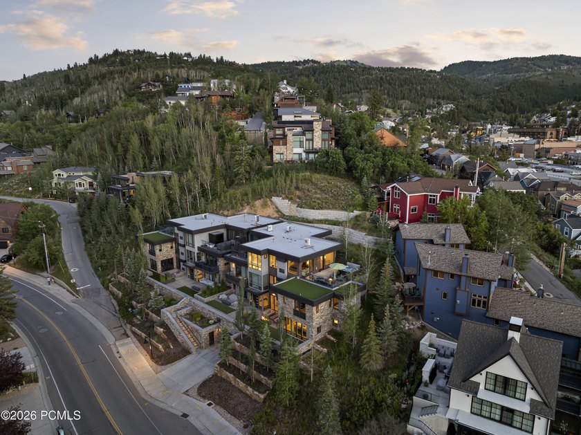 300 Deer Valley Drive Residence A presents a rare offering to - photo 8