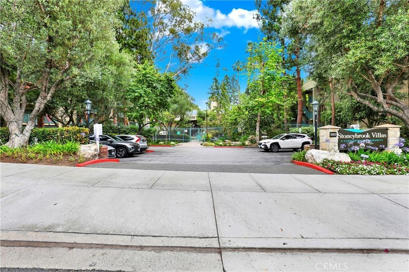 Welcome to your own peaceful retreat where lush greenery - photo 20