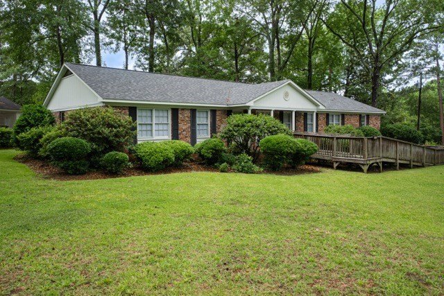 Large 4 bedroom home on a corner lot in Alice dr school - photo 3