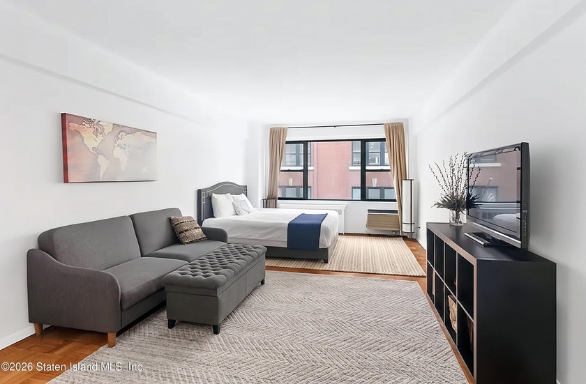 Welcome home to Unit 4G at 210 East 36th Street, a beautifully - photo 7