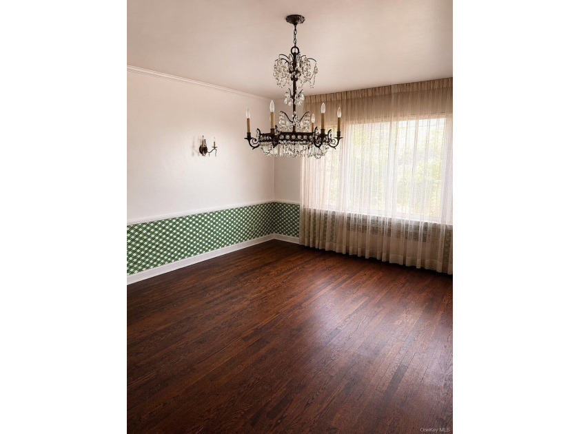 Located in a prime section of Lawrence, this spacious Colonial - photo 6