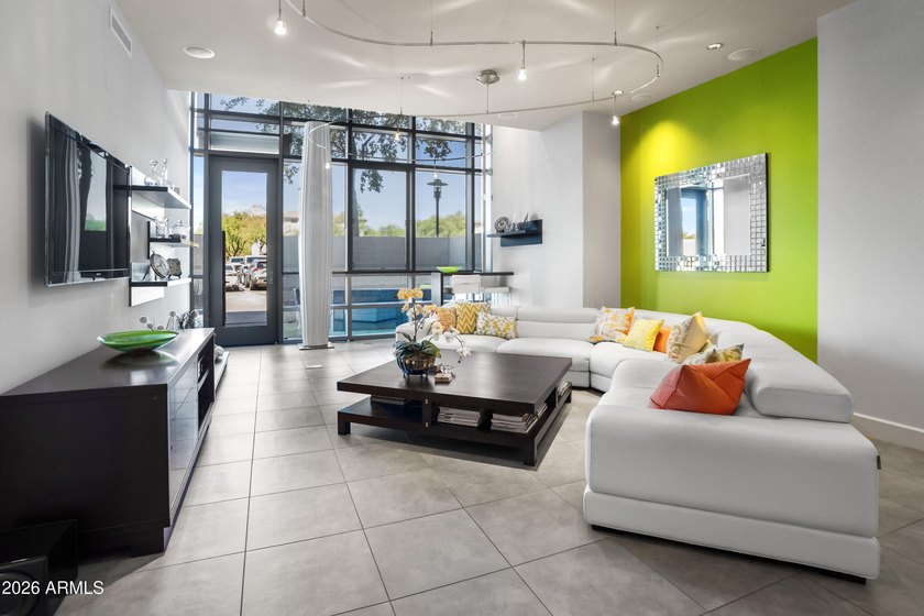 Welcome home to this amazingly beautiful end, ground-floor unit - photo 7