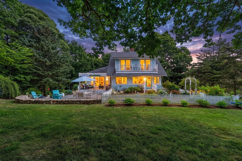 Experience the quintessential Cape Cod lifestyle in this - photo 4