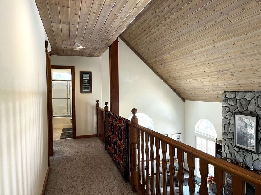 Charming mountain home in desirable Lake Almanor West! This - photo 12