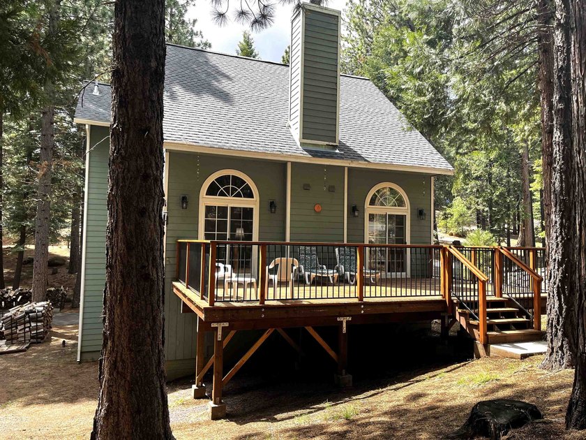 Charming mountain home in desirable Lake Almanor West! This - photo 21