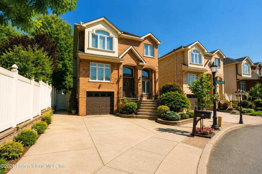 Welcome to 7 Bogota St - Beautiful legal 2 family detached - photo 2