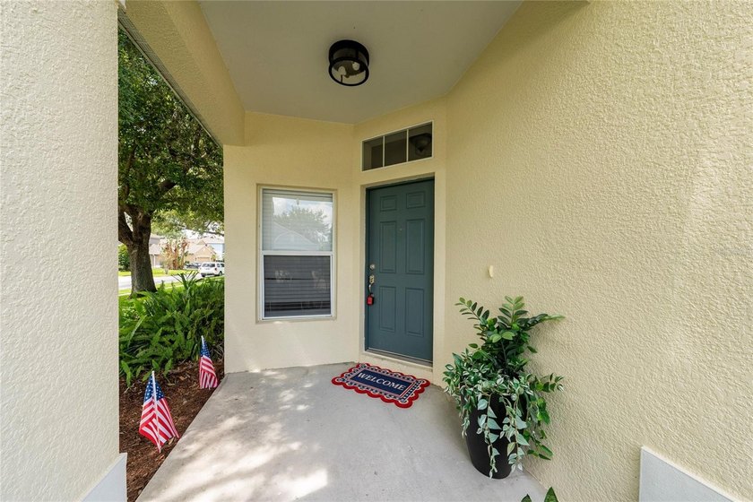 Virtually Staged. Immaculate Cute and Cozy house in Northshore - photo 6