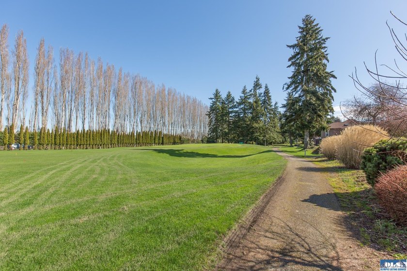 Stunning golf course views in this beautiful one level home - photo 17