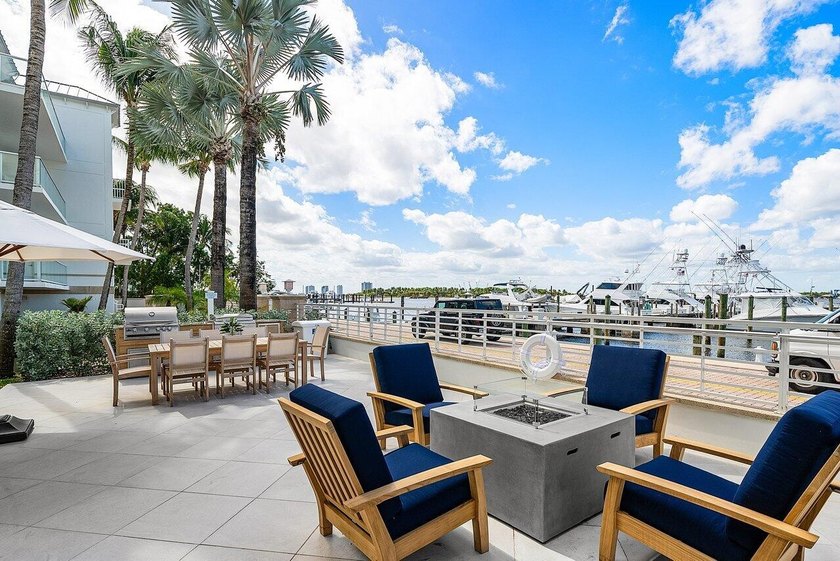 Luxury waterfront living in Palm Beach Shores at HAVN Residences - photo 28