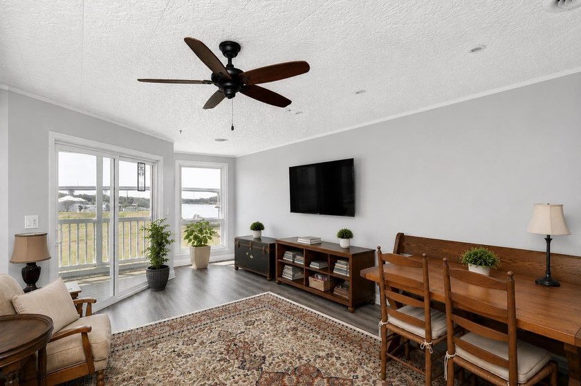 Spacious and renovated 2-bedroom 2-bath condo in the gated - photo 9