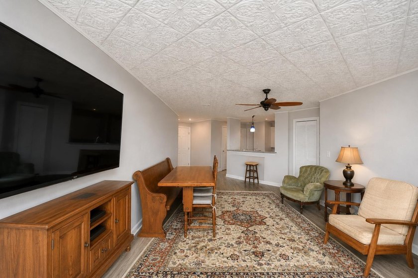 Spacious and renovated 2-bedroom 2-bath condo in the gated - photo 10
