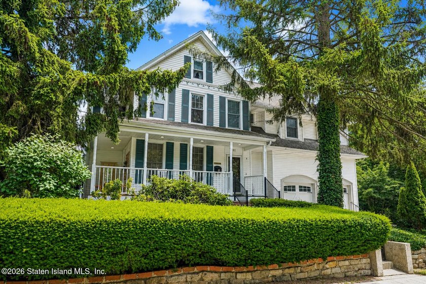 Welcome to 81 Woodvale Avenue, a truly enchanting 2-family - photo 2