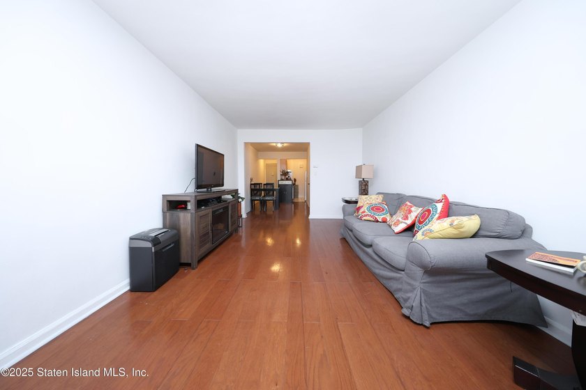 Welcome to the Roosevelt Building--one of Bay Ridge's most - photo 8