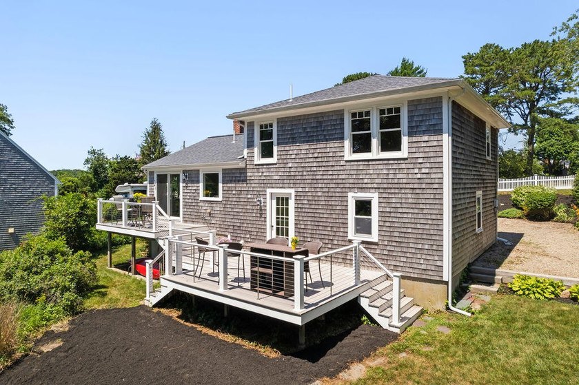 Million-dollar views! Coastal dreams come to life in this - photo 4