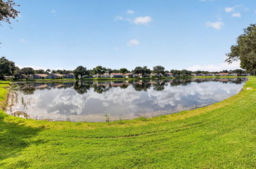 Watch the sunrise from this 3 bedroom-2 bath home on a LAKEFRONT - photo 38